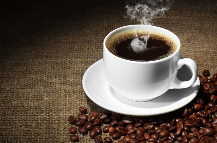  Condimentul care, adăugat în cafea, elimină aciditatea și îi multiplică antioxidanții.