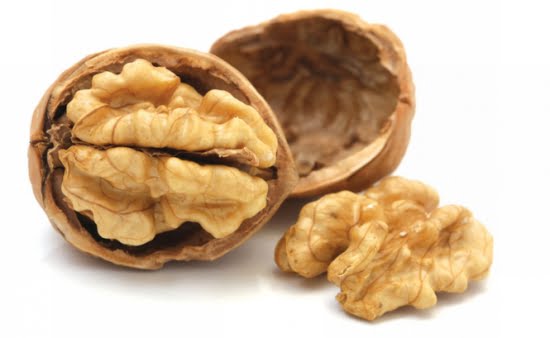  Beneficiile si rolul nucilor pentru sănătatea femeilor.