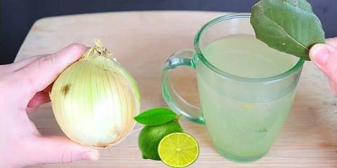  Ceapă, frunze de dafin și lămâie: ceai pentru hipertensivi,  colesterol și pentru sănătatea rinichilor și a ficatului
