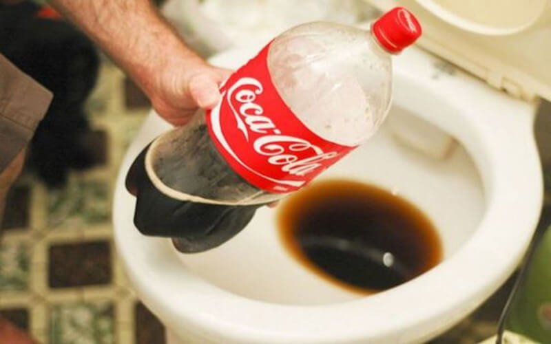  20 de lucruri neobișnuite de făcut cu Coca-Cola