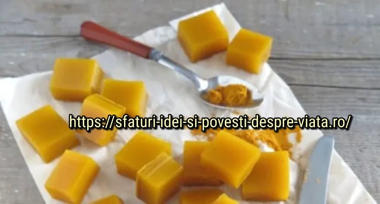  Cu aceste cuburi de gelatina cu miere si turmeric obtii un remediu antiinflamator delicios si simplu. Este ideal atât pentru prevenirea, cât și pentru tratamentul diferitelor boli