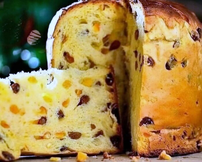  Torta italiana ,,Panettone”-se topeste in gura