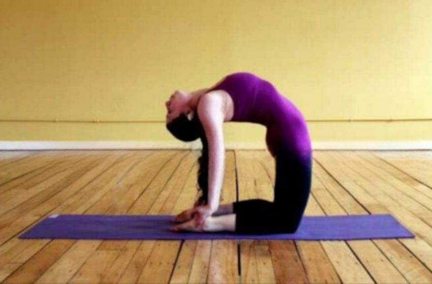  Yoga pentru spate și coloana vertebrală: exerciții facute acasă