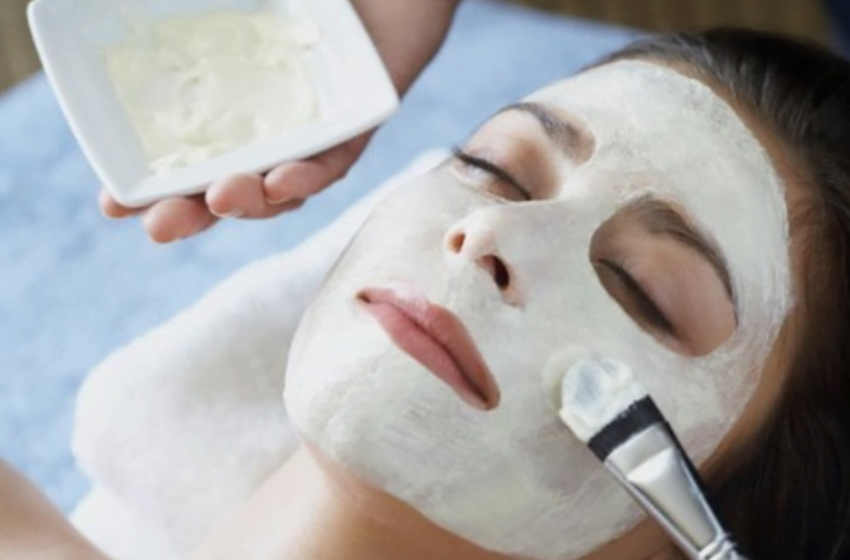  Cel mai bun botox de drojdie pentru riduri: lifting facial în 20 de minute