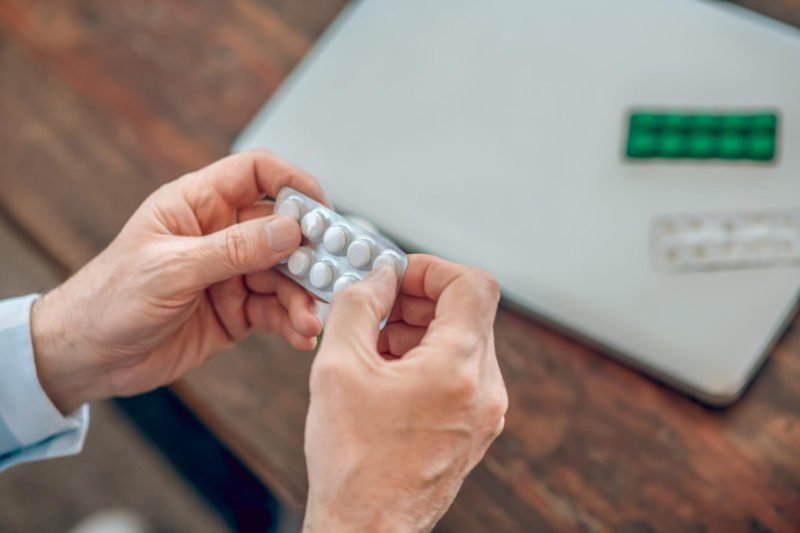  7 medicamente pe care nu ar trebui să le iei odata cu cafea