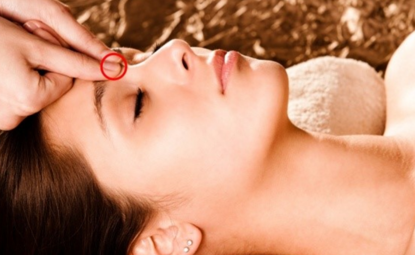  14 puncte simple pe care, dacă le cunoști, te pot ajuta să scapi de durerile neplăcute din tot corpul.